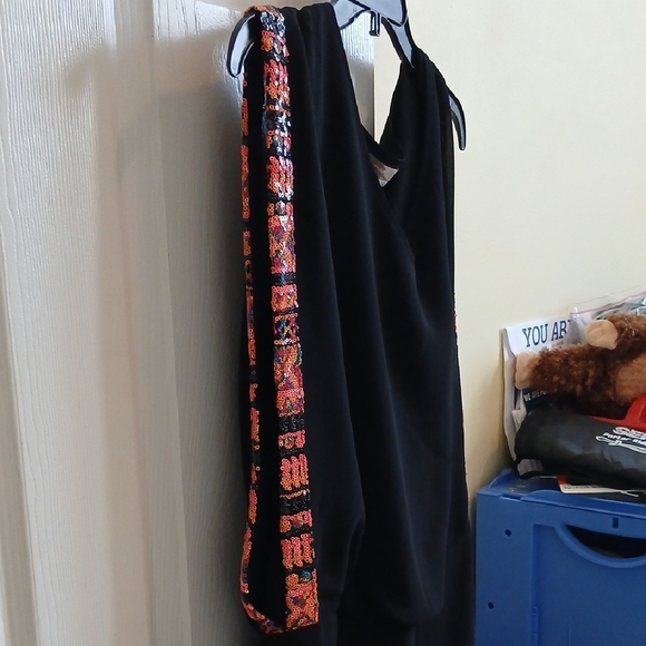 Forever 21 Black and Sequin Mini Dress - Picture 5 of 7